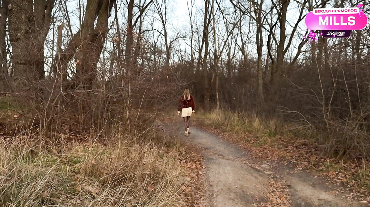 Молодые с бритой пиздой: Частный детектив трахается с похотливой женой клиента за свое молчание