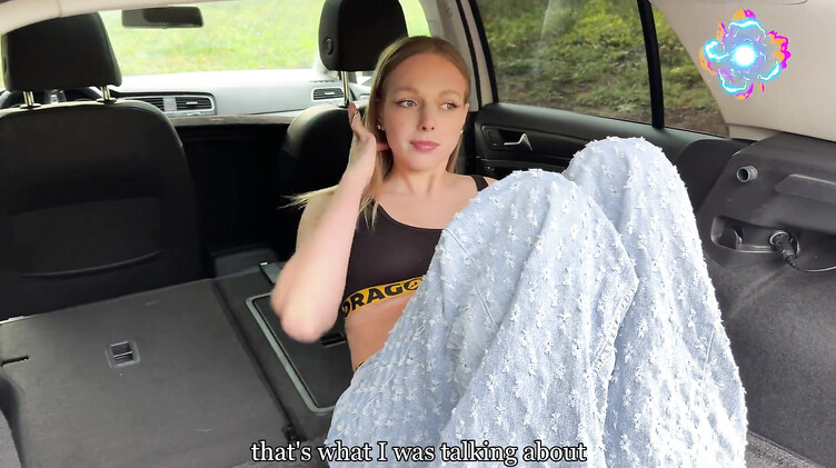 Хитрая русская девушка раздвинула ноги за хорошую скидку на покупку машины