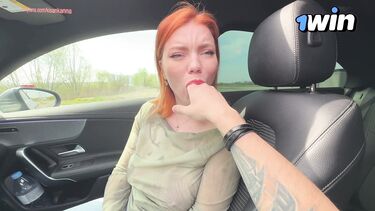 Рыжие русские девушки: Любительский минет в машине от рыжей русской девки с классными сиськами