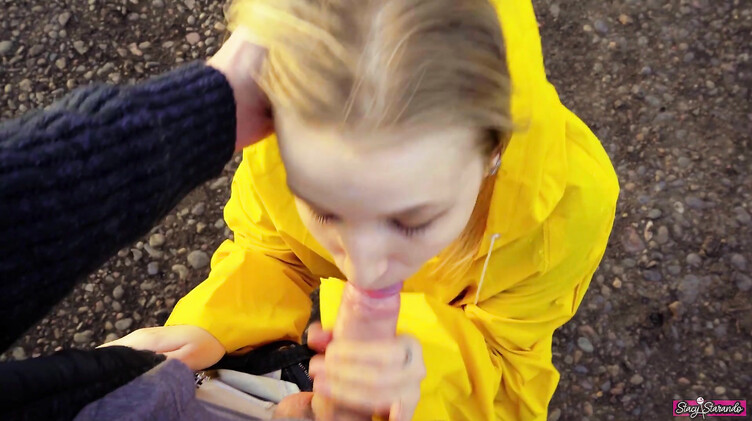 Случайная встреча с бывшей девушкой завершилась любительским минетом на улице