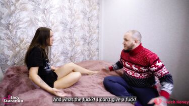 Злая русская девка поссорилась с парнем и изменила ему с подругой лесби