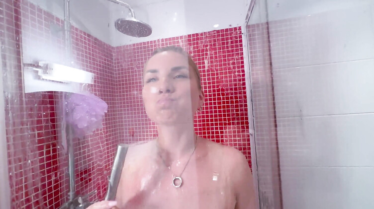 Трах с русской милфой в ванной и на стиралке