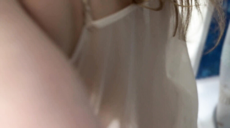 Трахаемся с мачехой в ванной у стиралки, пока отец на работе