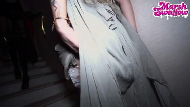 Везучий парень попал на групповой секс на вечеринке с тремя крутыми телками