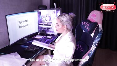 Русская бухгалтерша спиздила зарплату айтишника и была наказана за воровство сексом