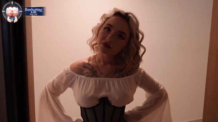 Странная супер гибкая блондинка ворвалась в квартиру соседа и изменила с ним мужу