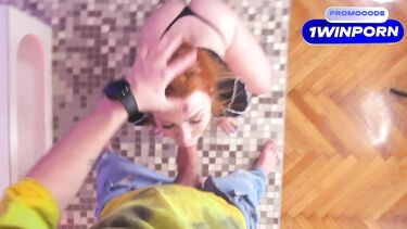 Сосет большой хуй: Парень накормил спермой рыжую русскую шаболду во время глубокого отсоса