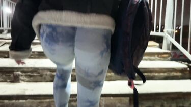 Русская молодежь познакомилась на перроне и перепихнулась в туалете поезда