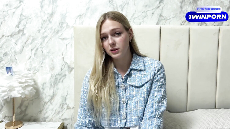 Скачки на хуе соседа после ссоры с парнем