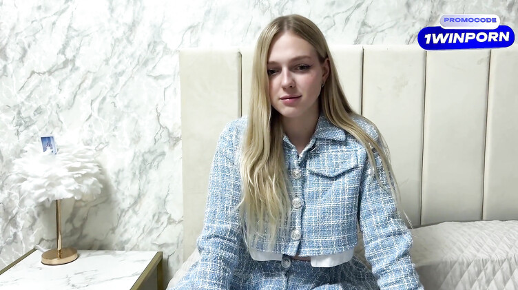 Скачки на хуе соседа после ссоры с парнем