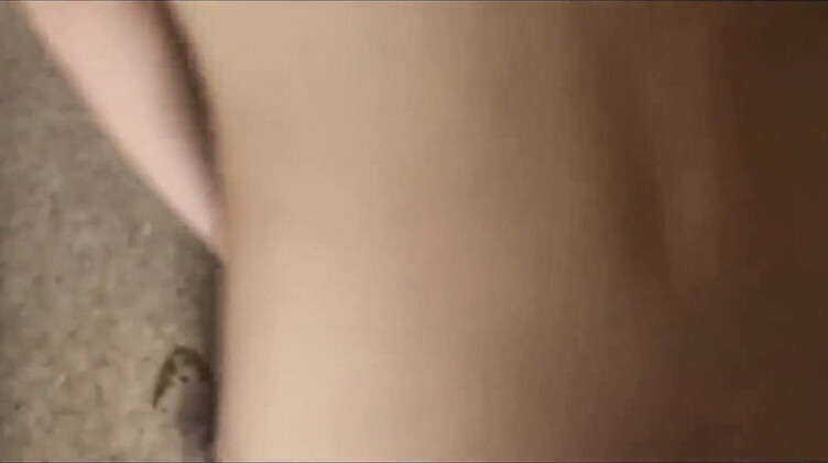 Русские девушки в трусиках: Домашний минет и анал перед зеркалом