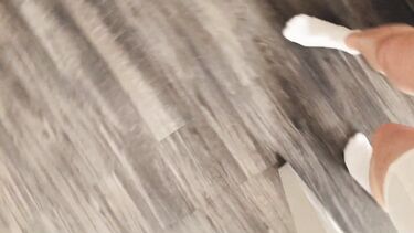 Соседка по комнате попросила помочь с фотками для парня и оказалась на моем члене