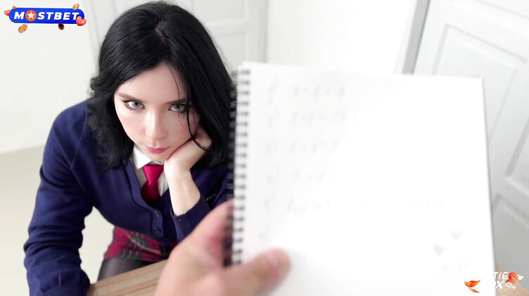 Препод выебал и кончил в рот красивой студентке на экзамене