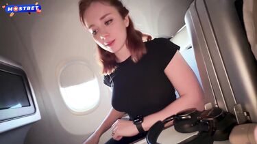 В отеле: Привел попутчицу из самолета в отель и грубо трахнул