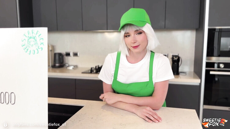 Бариста Свити Фокс трахается с клиентом по тарифу Hot Coffee