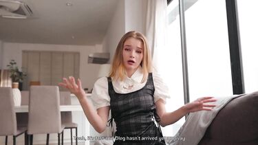 Трахаю младшую сестру своего лучшего друга и кончаю ей на лицо