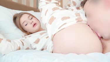 Перепутал сводную сестру с подругой с клуба и отодрал ее после куни