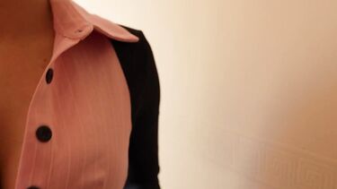 Быстрый отсос от горячей мачехи с большим сливом на одежду