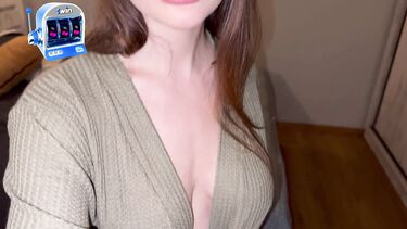 Пасынок вуайерист трахнул и кончил в попку мачехи пока бати нет дома