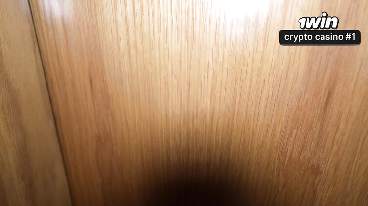 Долбит очко мамы девушки после соблазнения