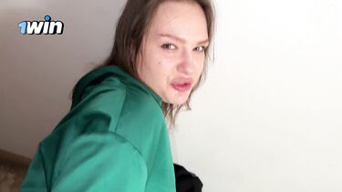 Быстрая анальная измена жене с сексуальной начальницей в чулочках