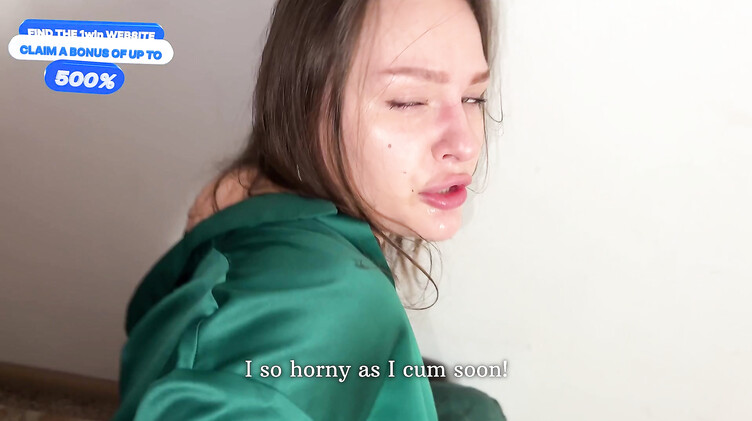 Быстрая анальная измена жене с сексуальной начальницей в чулочках