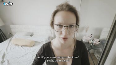 Русская мачеха дрочит член пасынка девственника перед его свиданием с девушкой