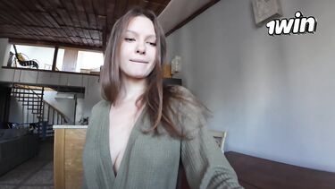 Замужняя русская красотка трахается с бывшим парнем пока муж на работе