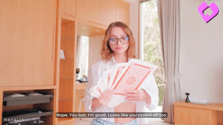 Трахнул сестру жены в жопу и кончил ей на лицо и очки