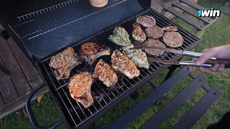 Девки поели на халяву мясо и отработали шашлык пёздами