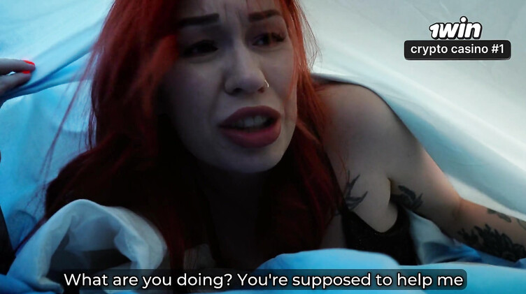 Мачеха застряла в пододеяльнике и была выебана своим похотливым пасынком