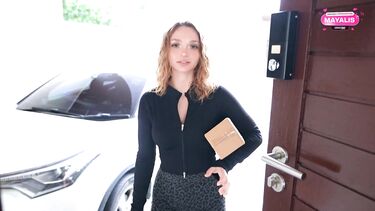 Анально наказал кудрявую курьершу за распиздяйство