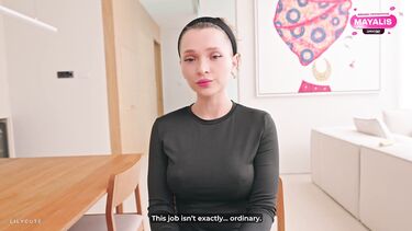 Молодая русская девушка трахается на собеседовании на роль няни