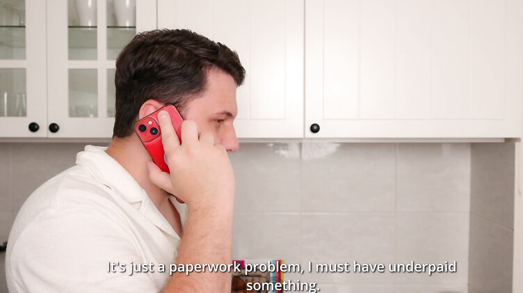 Изменщица вертится на хуе лучшего друга мужа