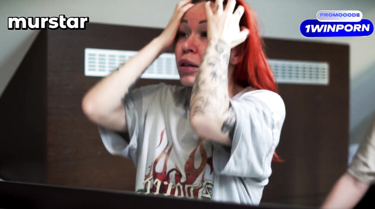 Любительский утренний секс в душе с русской рыженькой красоткой Томой Мур