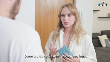 Заплатила сантехнику за ремонт минетом и розовой киской