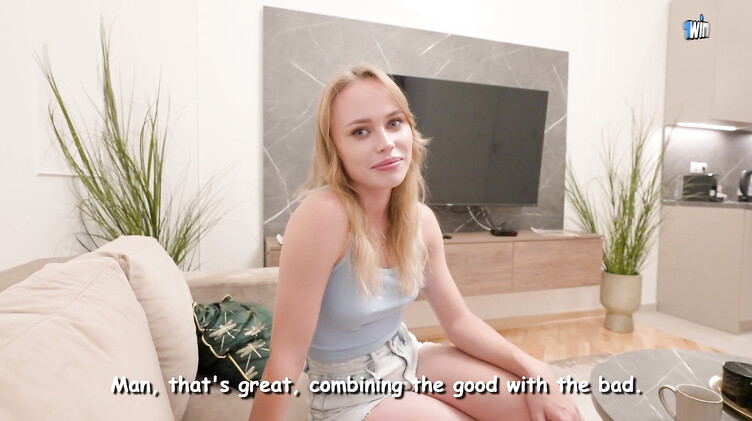 Заядлый фанат выебал Маримур после прогулки