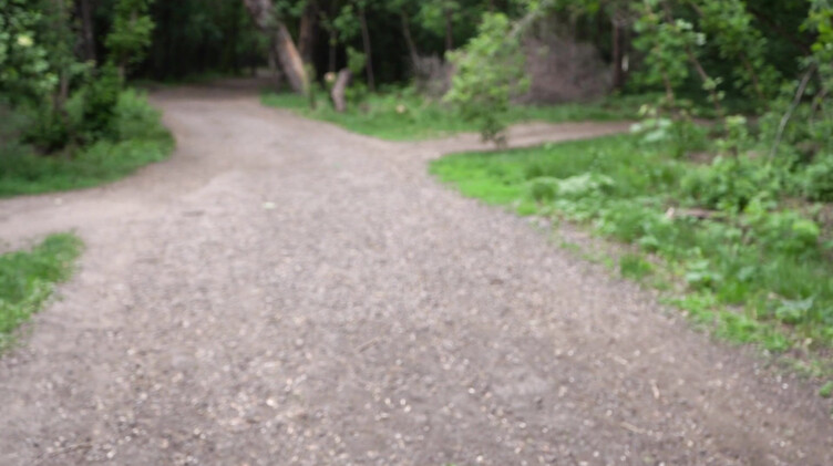 Встретила старого друга и оказалась на его хуе, забыв про мужа