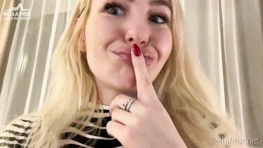 Трах с парнем с большим членом для влога Беллы Мур