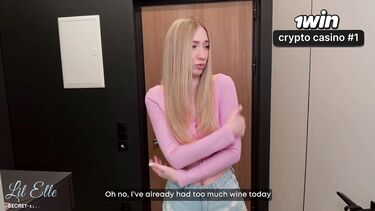 Secret Elle: Пьяная девушка изменяет парню после гулянки в клубе