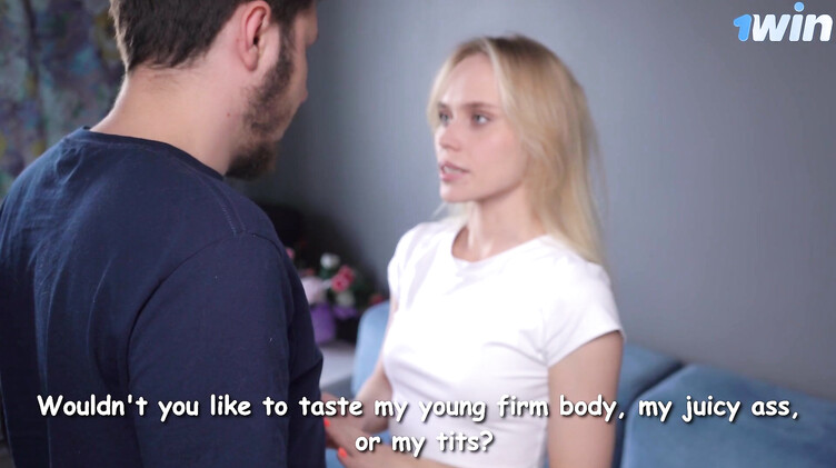 Тиктокерша строчит минет отчиму и разводит его на трах