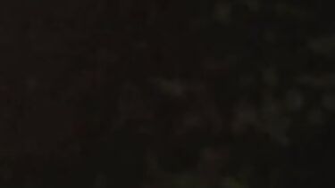 Согревает еблей замужнюю девчонку на базе отдыха