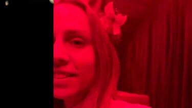 Дал на клык и трахнул в ночном клубе стриптизершу