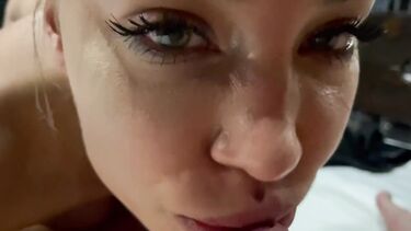 Глубокий минет и пролапс жопы в домашке с Моникой Фокс