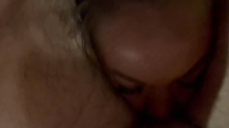 Глубокий минет и пролапс жопы в домашке с Моникой Фокс