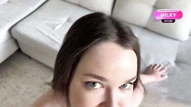 Отчим еблей воспитывает падчерицу со связанными руками