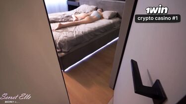 Мачеха с завязанными глазами перепутала хуй пасынка с хуем супруга