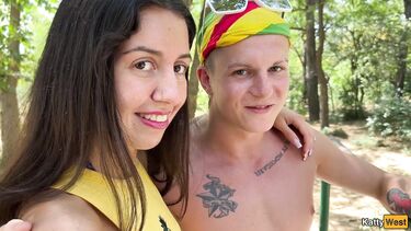 Любовник получил двойной минет от сексвайф и ее куколда