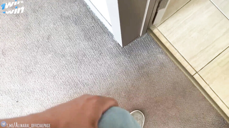 Отец не поехал на отдых и пропустил инцест сына с мачехой