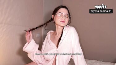 Русская падчерица выпросила у отчима поход на тусовку в обмен на секс